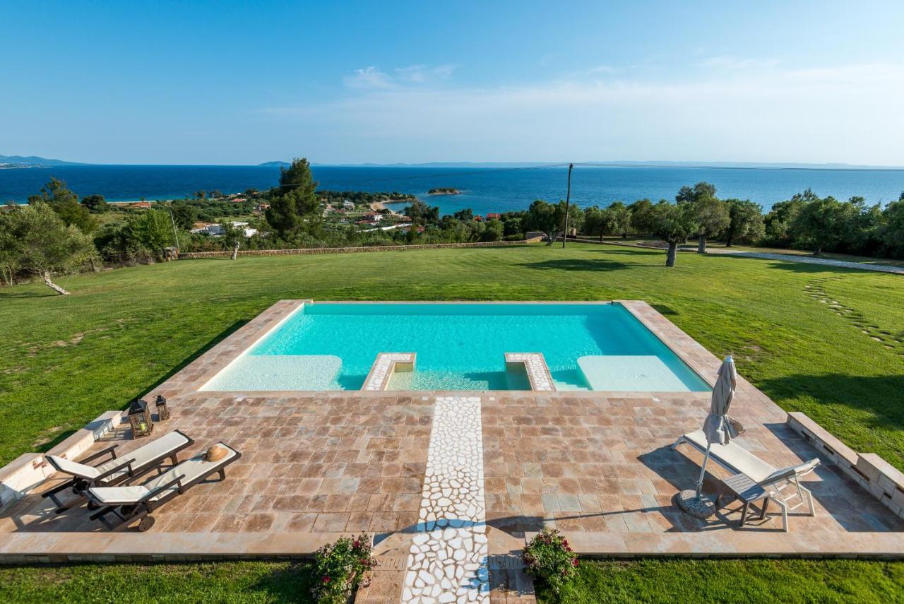 Sithonian Blue Royal Villa Nikiti (Sithonia) Exterior foto