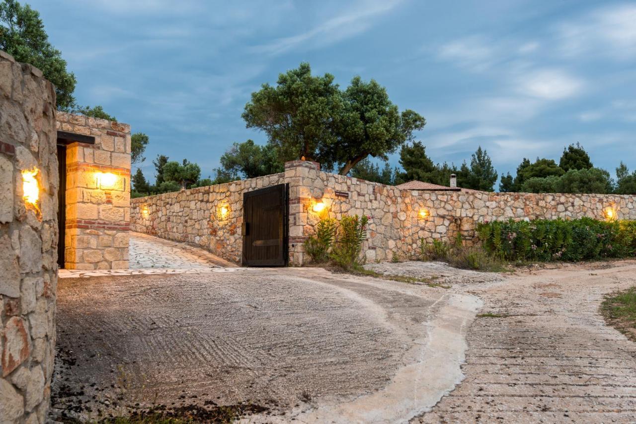 Sithonian Blue Royal Villa Nikiti (Sithonia) Exterior foto